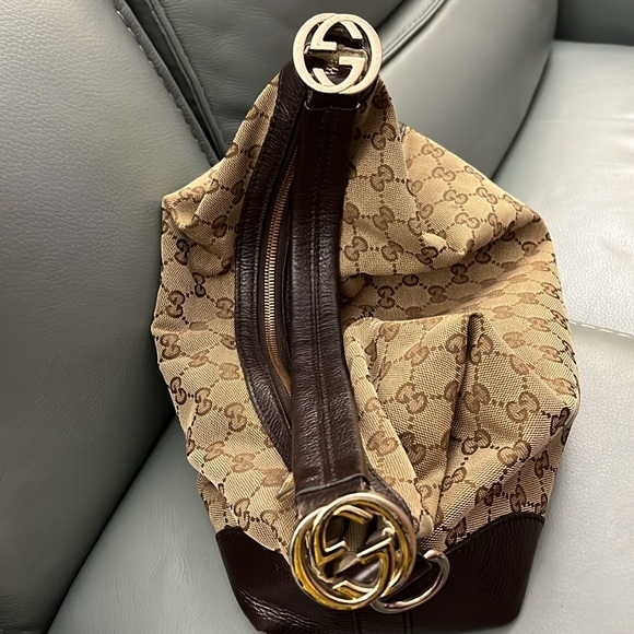 Gucci Monogram Canvas/Leather - Picture 8 of 17